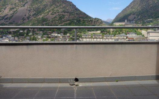 Atic en venda en Andorra la Vella - ref: 5530998 - Infinity // TroboCasa